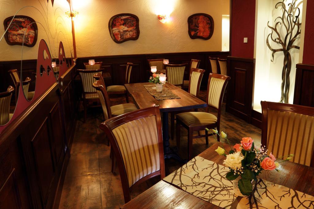 Hotel Srebrna Góra Buitenkant foto