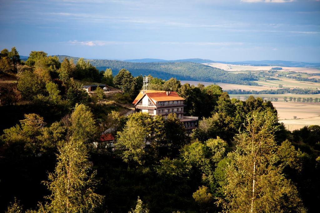 Hotel Srebrna Góra Buitenkant foto